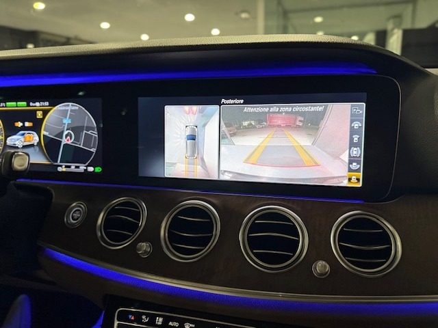 MERCEDES-BENZ E 300 usata, con Lettore CD