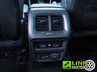 VOLKSWAGEN Tiguan usata, con Volante in pelle