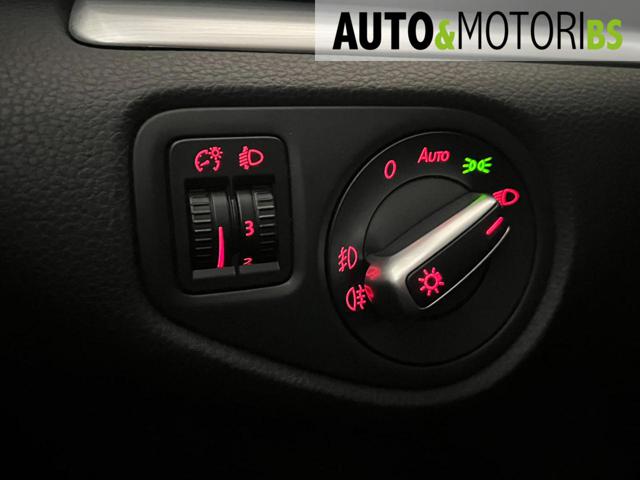 VOLKSWAGEN Sharan usata, con Park Distance Control