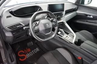PEUGEOT 5008 usata, con Autoradio