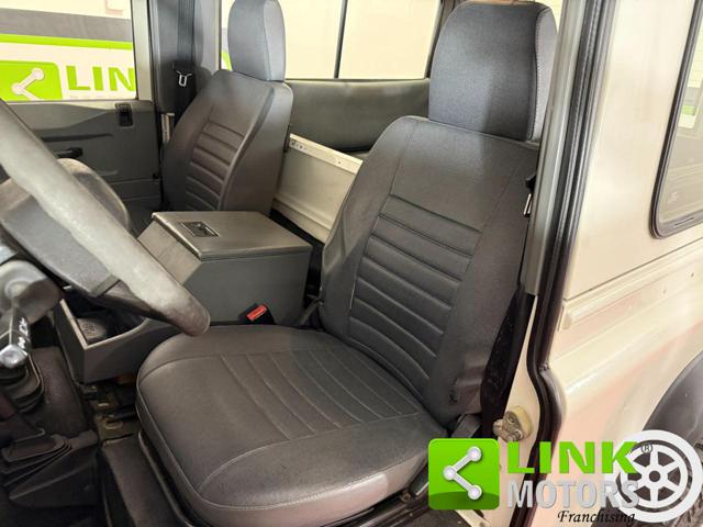 LAND ROVER Defender usata, con Cerchioni in acciaio