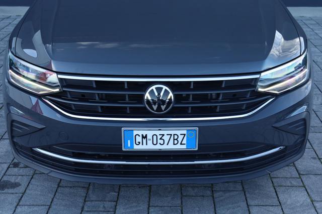 VOLKSWAGEN Tiguan usata, con Airbag testa