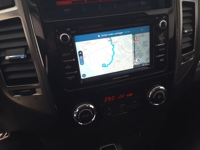 MITSUBISHI Pajero usata, con Controllo automatico clima