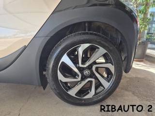 TOYOTA Aygo X usata, con USB