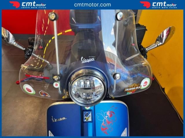 VESPA GTS 300 usata 9