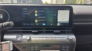 HYUNDAI Kona usata, con USB