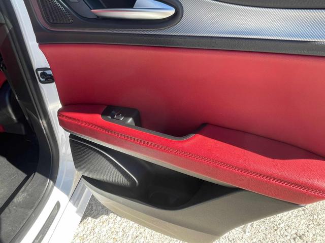 ALFA ROMEO Stelvio usata, con Specchietti laterali elettrici