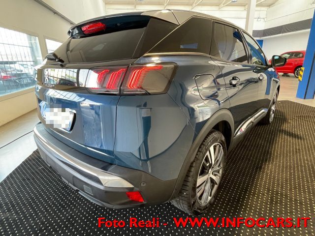 PEUGEOT 3008 usata, con Airbag