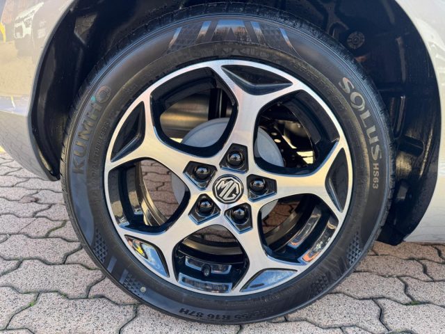 MG MG3 usata, con Fari LED