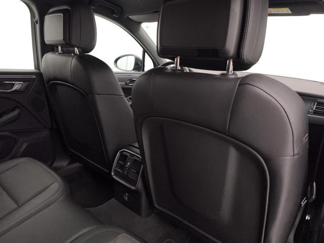 PORSCHE Macan usata, con Fari LED