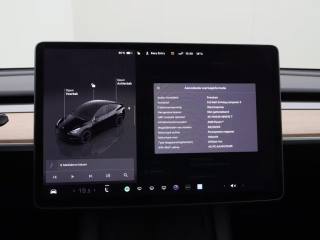 TESLA Model Y usata, con Tettuccio apribile