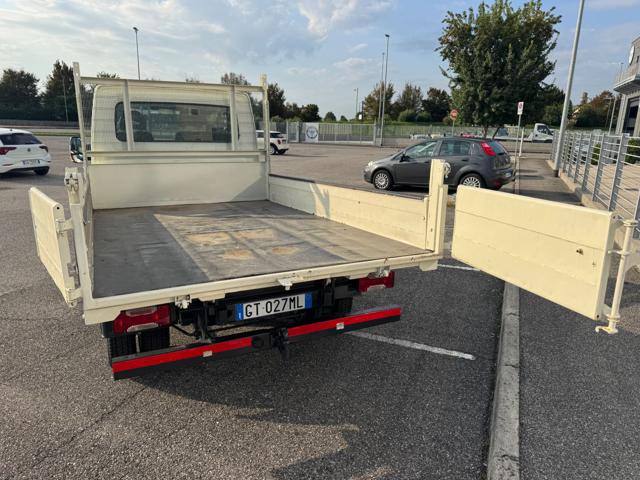 IVECO Daily usata, con Gancio traino