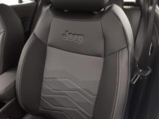 JEEP Avenger usata, con Touch screen