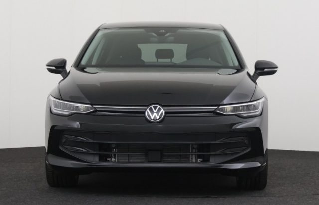 VOLKSWAGEN Golf usata, con Luci diurne LED