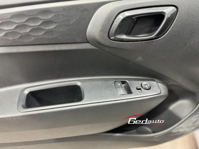 HYUNDAI i10 usata, con Controllo automatico clima