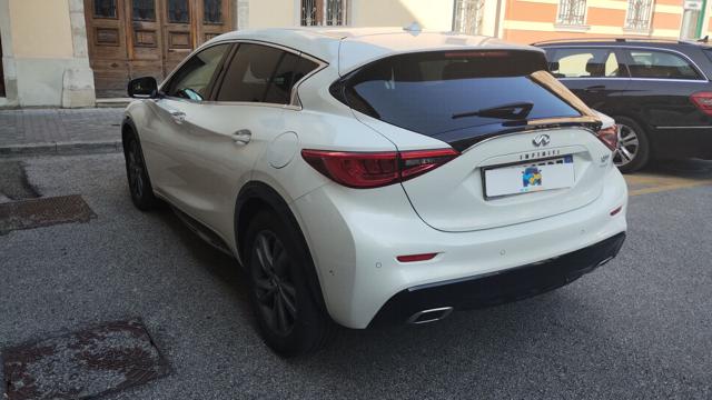 INFINITI Q30 usata, con Chiusura centralizzata