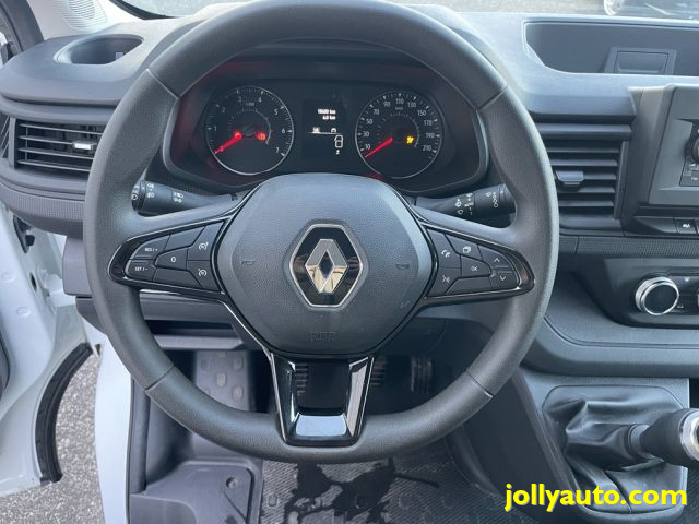 RENAULT Trafic usata, con Fari LED