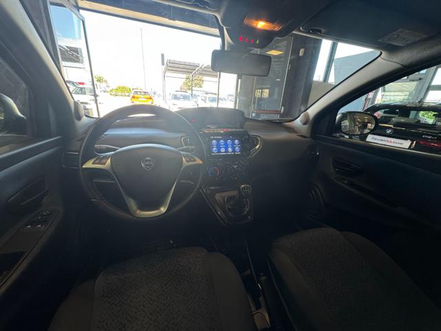 LANCIA Ypsilon usata, con Sedile posteriore sdoppiato