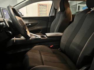 PEUGEOT 5008 usata, con Climatizzatore