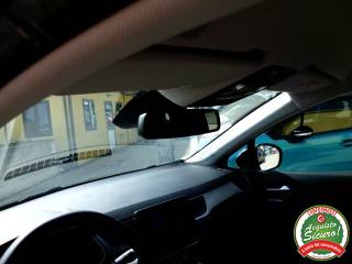 RENAULT Captur usata, con Autoradio digitale