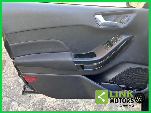 FORD Fiesta usata, con Autoradio digitale