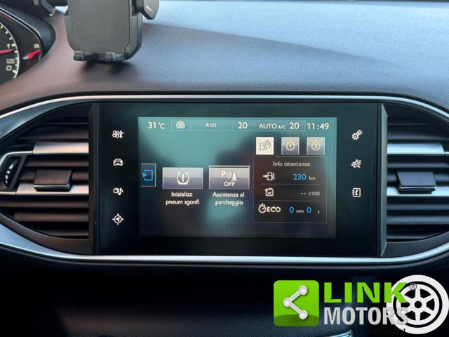 PEUGEOT 308 usata, con Park Distance Control