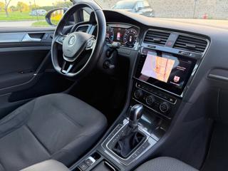 VOLKSWAGEN e-Golf usata, con USB