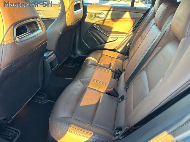 MERCEDES-BENZ CLA 220 usata, con Cruise Control