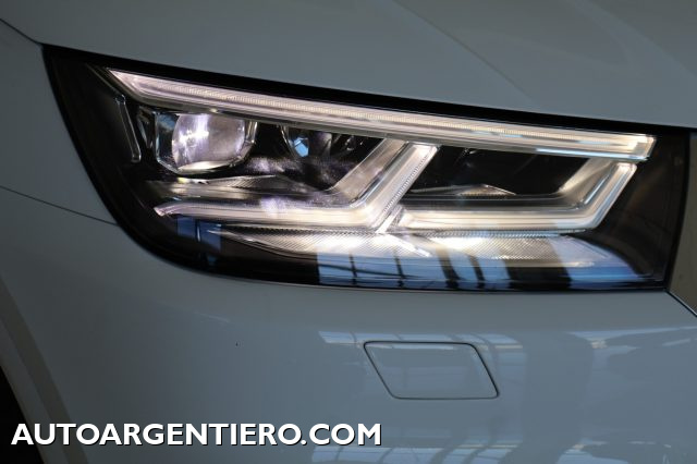 AUDI Q5 usata, con Luci diurne