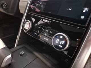 LAND ROVER Discovery usata, con Volante in pelle