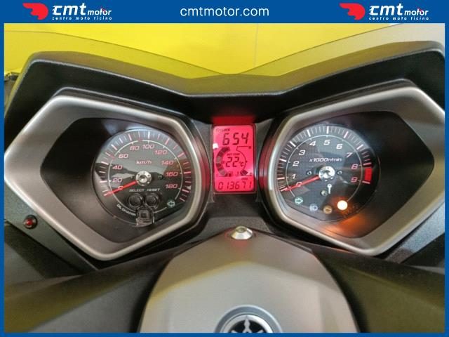 YAMAHA X-Max 400 usata 5