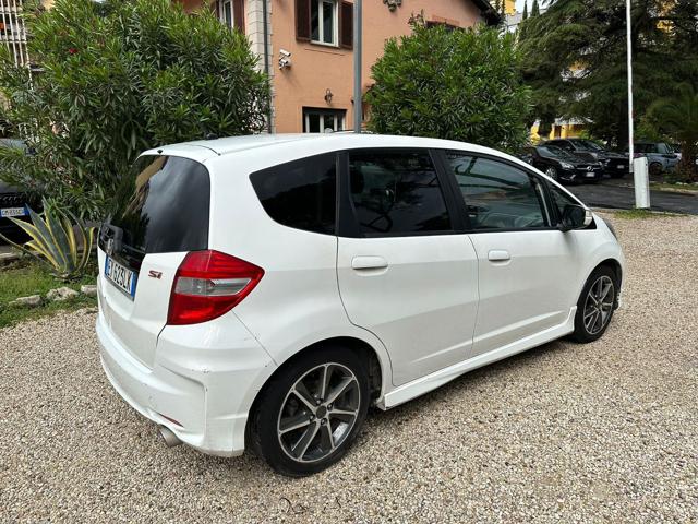 HONDA Jazz usata, con Autoradio