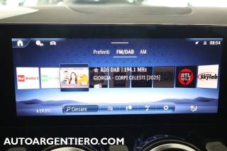 MERCEDES-BENZ GLA 180 usata, con Touch screen