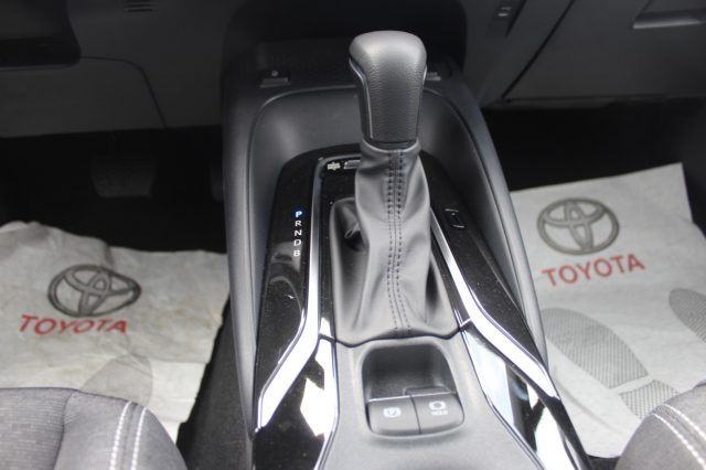 TOYOTA Corolla usata, con Autoradio digitale