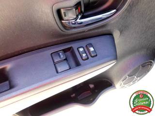 TOYOTA Yaris usata, con Servosterzo