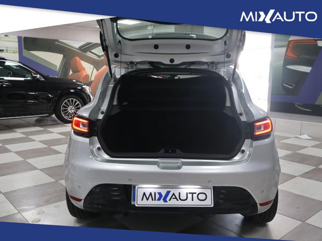 RENAULT Clio usata, con Autoradio