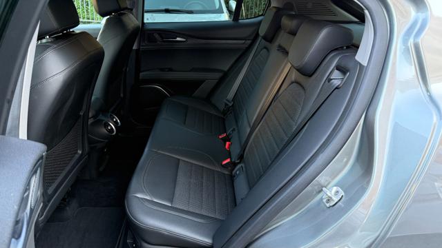 ALFA ROMEO Stelvio usata, con Fari Xenon