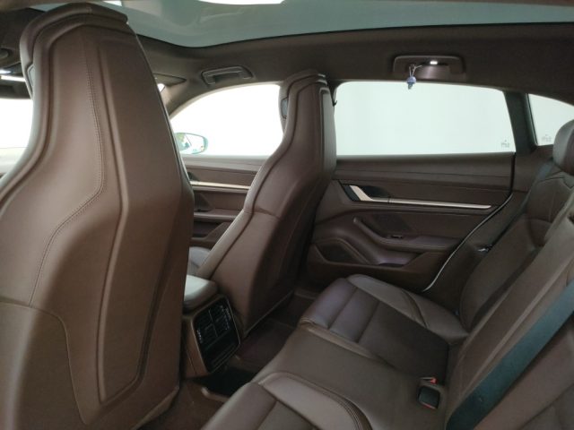 PORSCHE Taycan usata, con Interni in pelle