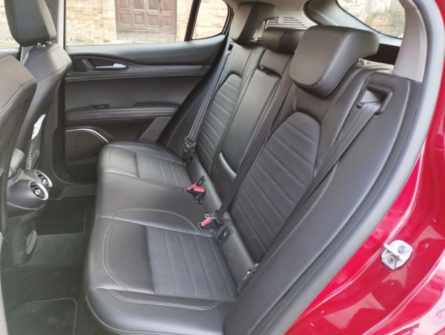 ALFA ROMEO Stelvio usata, con Climatizzatore