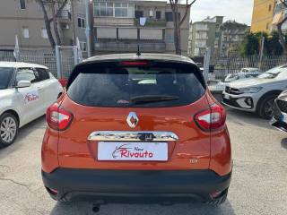 RENAULT Captur usata, con Autoradio