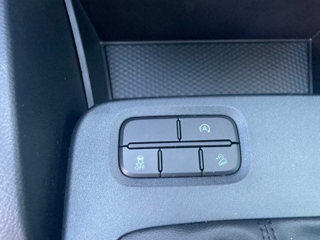 FORD Ranger usata, con Autoradio digitale