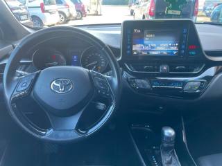 TOYOTA C-HR usata, con Regolazione elettrica sedili