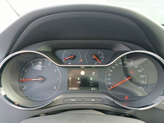 OPEL Crossland X usata, con Autoradio