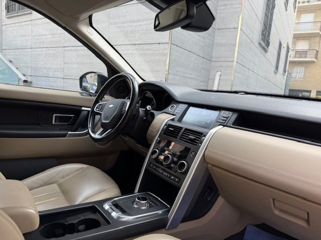 LAND ROVER Discovery Sport usata, con Cerchi in lega