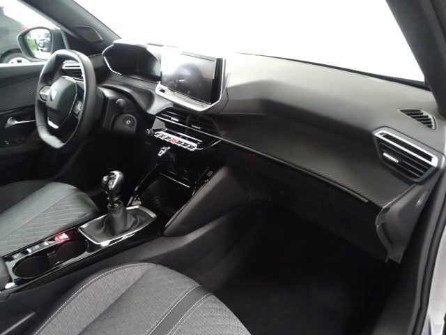 PEUGEOT 2008 usata, con Fari LED