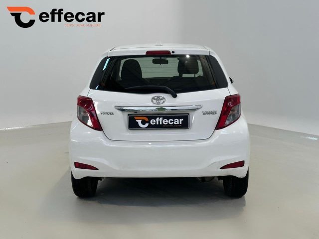 TOYOTA Yaris usata, con Alzacristalli elettrici