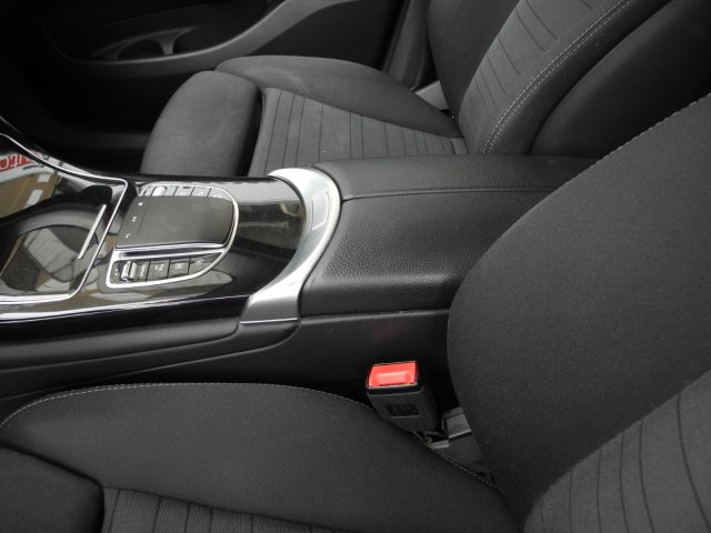 MERCEDES-BENZ GLC 220 usata, con Climatizzatore automatico, 3 zone