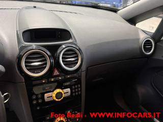 OPEL Corsa usata, con ESP