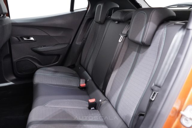 PEUGEOT 2008 usata, con Volante in pelle