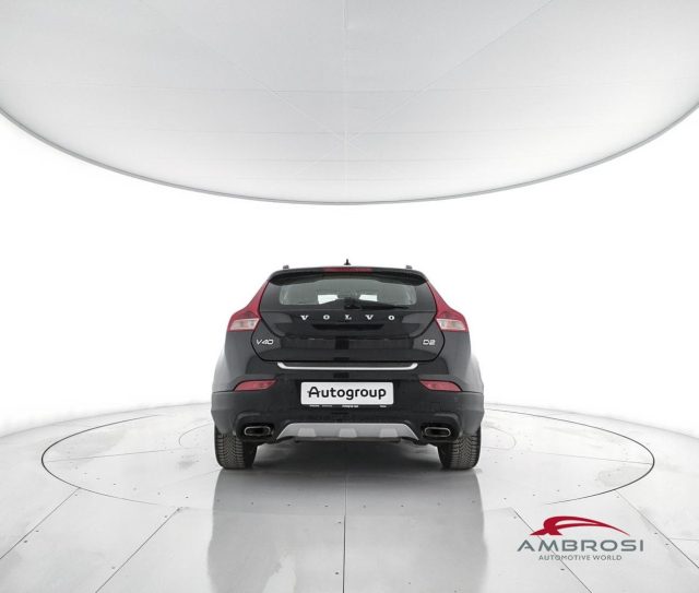 VOLVO V40 Cross Country usata 5